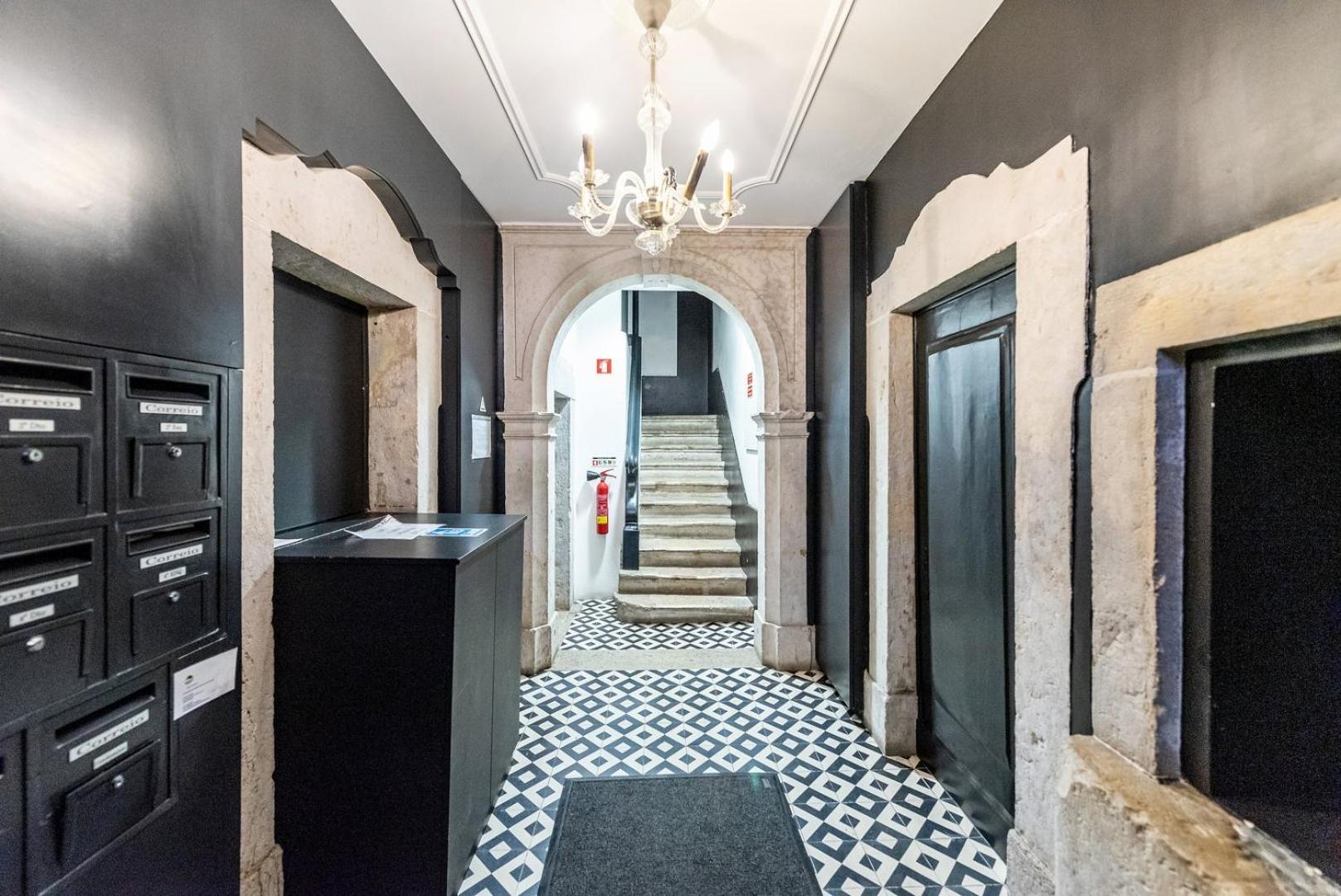 Guestready - Correeiros Apartment Blue Lisbona Esterno foto
